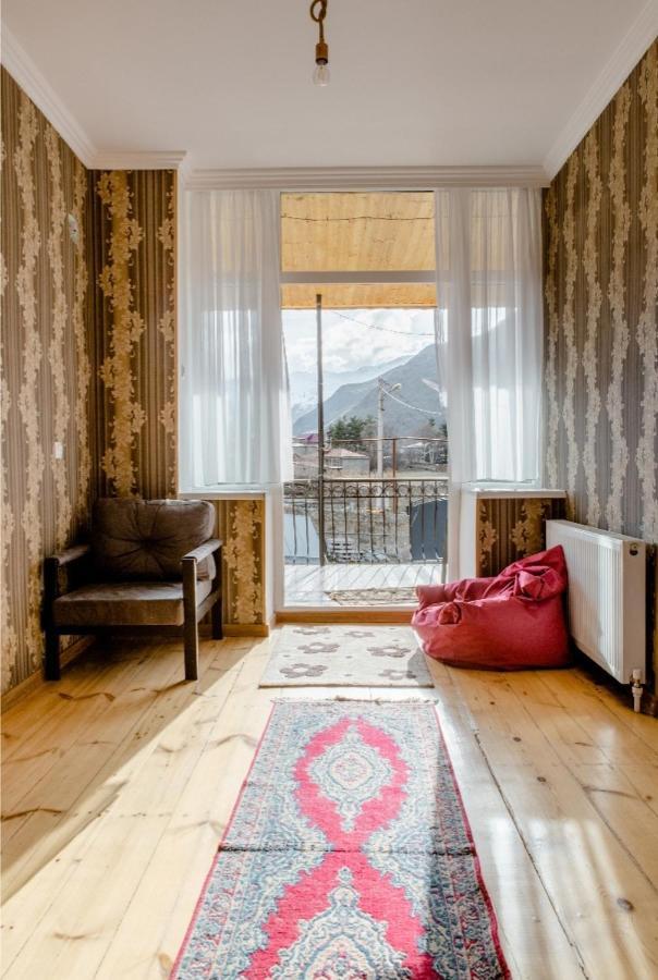 Cozy Hotel Kazbegi Екстериор снимка